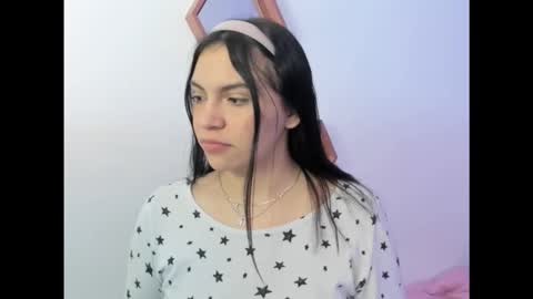 Snapshot of ariana__clauss chatting on December 2025 07:10:02 PM ariana__clauss online show from December 2025 07:10:02 PM