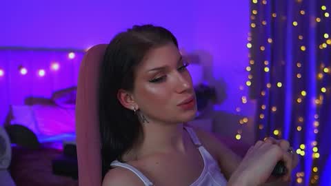 Snapshot of ariana_asti chatting on February 2025 10:37:02 AM ARIANA ASTI online show from February 2025 10:37:02 AM