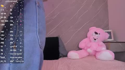 Ariana online show from September 2025 12:38:02 PM