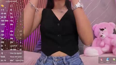 Snapshot of ariana_jhonson11 chatting on December 2025 12:44:02 PM Ariana online show from December 2025 12:44:02 PM