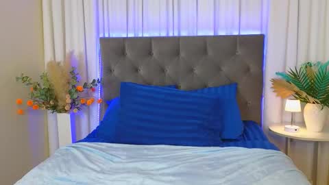 Snapshot of ariana_petite chatting on March 2026 12:04:02 AM Ariana online show from March 2026 12:04:02 AM