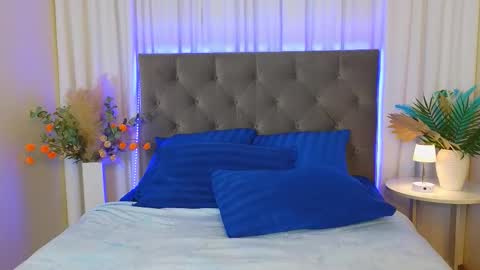 Snapshot of ariana_petite chatting on March 2026 11:42:01 PM Ariana online show from March 2026 11:42:01 PM