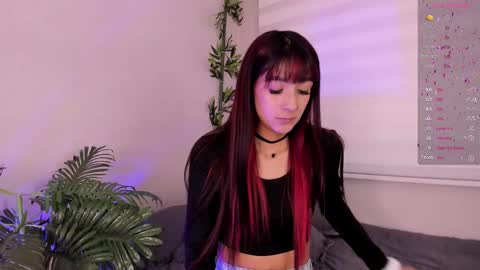 Snapshot of ariana_rosse__ chatting on February 2025 01:14:01 PM Ariana online show from February 2025 01:14:01 PM