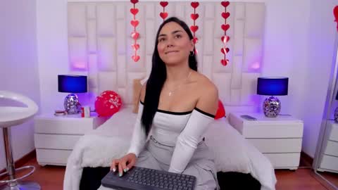 Snapshot of ariana_rouse_ chatting on February 2025 06:33:02 PM ariana online show from February 2025 06:33:02 PM