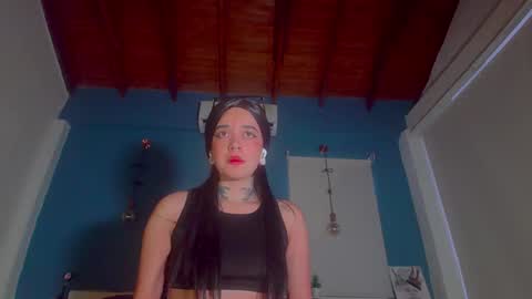 Snapshot of ariana_whitee chatting on October 2025 11:19:01 AM ariana_whitee online show from October 2025 11:19:01 AM