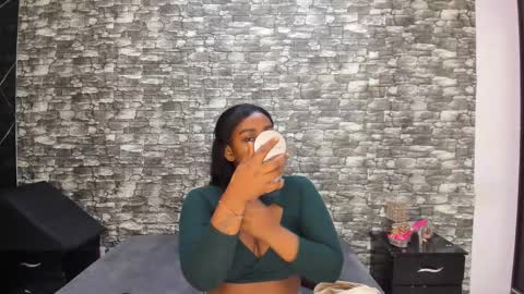 Ariana online show from November 2025 11:53:02 AM