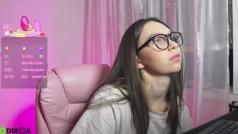 arianahot777 online show from November 2025 02:49:02 PM