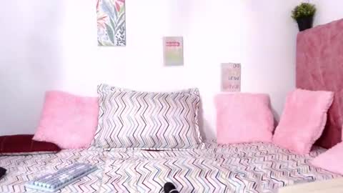 Snapshot of arianalavoie chatting on February 2026 09:44:01 PM Ariana online show from February 2026 09:44:01 PM