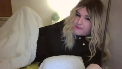 Snapshot of arianalopez98 chatting on December 2024 05:36:02 PM Ariana 3 online show from December 2024 05:36:02 PM