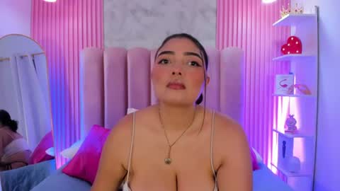 Snapshot of arianarougee chatting on June 2026 03:04:01 AM ArianaRougee online show from June 2026 03:04:01 AM