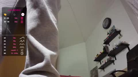 Snapshot of ariancock chatting on November 2025 10:56:02 PM Banana online show from November 2025 10:56:02 PM