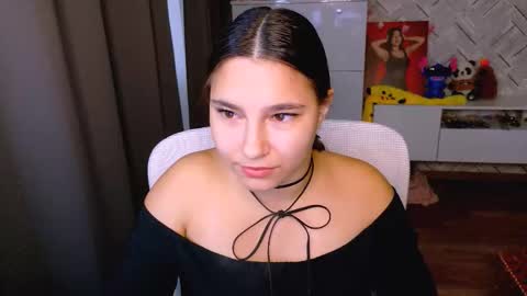 Snapshot of arianna_grend chatting on September 2025 12:19:01 PM Arianna online show from September 2025 12:19:01 PM