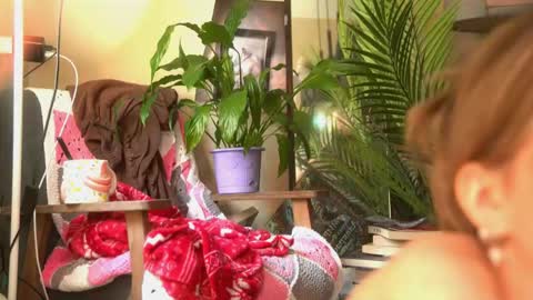 Snapshot of arianna_richi chatting on June 2026 09:04:02 AM Olivka online show from June 2026 09:04:02 AM