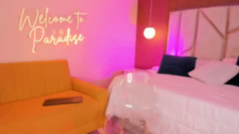 Snapshot of arianna_suarez1 chatting on March 2025 11:00:02 PM Arianna online show from March 2025 11:00:02 PM