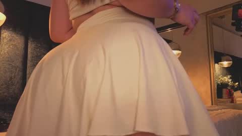 Snapshot of arianna_suarez1 chatting on October 2025 07:38:01 PM Arianna online show from October 2025 07:38:01 PM