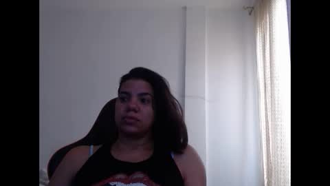 Snapshot of ariannaloovel chatting on January 2025 06:10:01 PM ariannaloovel online show from January 2025 06:10:01 PM