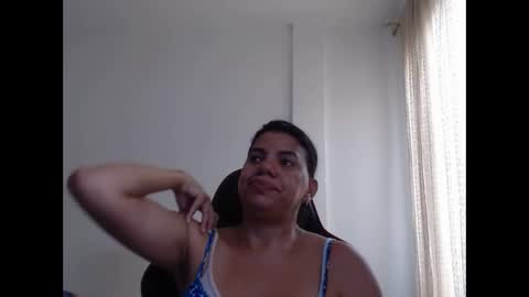 Snapshot of ariannaloovel chatting on January 2025 06:14:01 PM ariannaloovel online show from January 2025 06:14:01 PM
