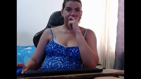 Snapshot of ariannaloovel chatting on February 2025 04:28:01 PM ariannaloovel online show from February 2025 04:28:01 PM