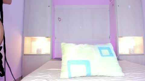 ariannavega_ online show from May 2026 11:37:02 AM