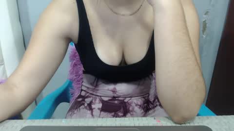 Snapshot of ariannysex_ chatting on January 2025 11:54:01 PM ariannysex_ online show from January 2025 11:54:01 PM