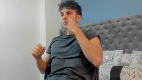 ariasaadeh online show from September 2025 11:59:02 AM