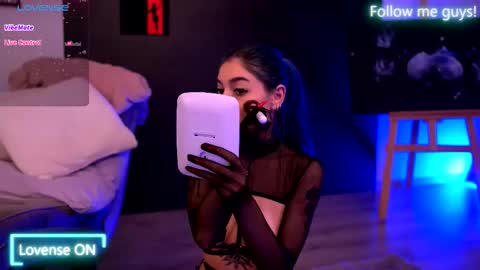 Aria  online show from September 2025 08:25:01 PM