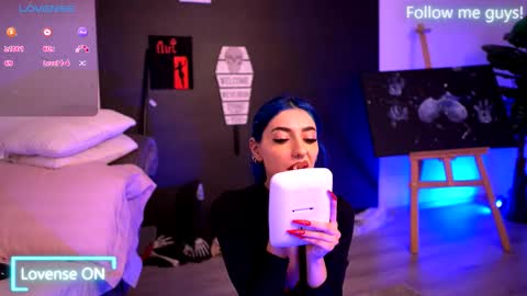 Aria  online show from October 2025 10:58:02 PM