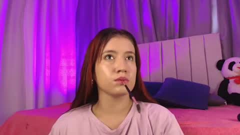Snapshot of aribrunnet_ chatting on January 2025 11:35:01 AM  Ari Just Ari online show from January 2025 11:35:01 AM