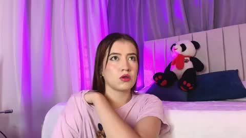 Snapshot of aribrunnet_ chatting on January 2025 10:43:02 AM  Ari Just Ari online show from January 2025 10:43:02 AM