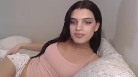 Snapshot of aridabratzdoll chatting on December 2025 03:58:02 AM La Bratz Doll online show from December 2025 03:58:02 AM