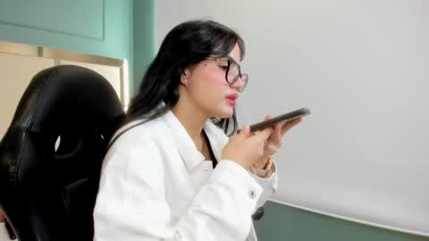 Ariel online show from January 2025 05:33:01 PM