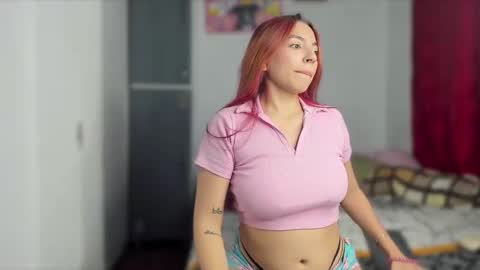 Snapshot of ariell_rose1 chatting on December 2024 05:51:01 AM Stephany online show from December 2024 05:51:01 AM
