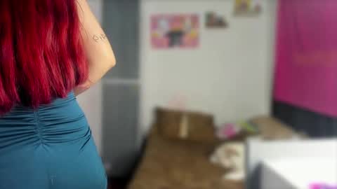 Snapshot of ariell_rose1 chatting on February 2025 05:23:01 AM Stephany online show from February 2025 05:23:01 AM
