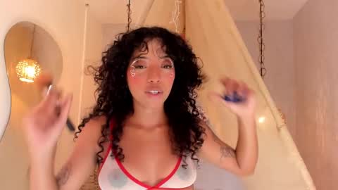Snapshot of ariella_ruiz chatting on February 2025 06:51:02 PM A R I online show from February 2025 06:51:02 PM