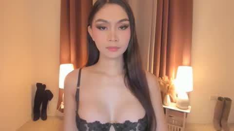 Snapshot of ariellaarida69 chatting on March 2026 11:36:01 AM MIRA GREYSON online show from March 2026 11:36:01 AM