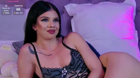 Snapshot of ariellsweety chatting on March 2025 09:37:01 PM Ariell online show from March 2025 09:37:01 PM