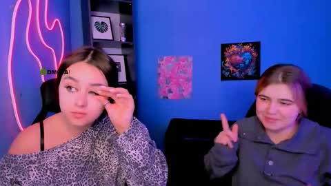 arielmell online show from February 2026 12:13:02 PM