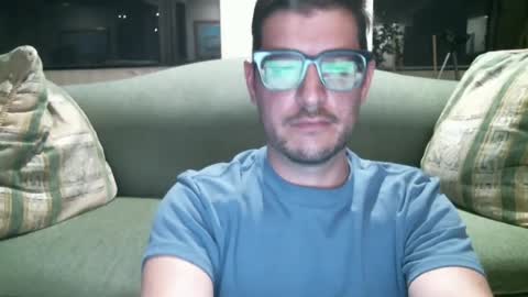 Snapshot of arielsinho chatting on August 2026 01:15:01 AM Anon online show from August 2026 01:15:01 AM