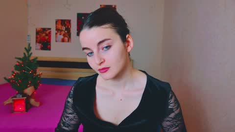 arielstonks_lovee online show from December 2024 02:30:01 AM