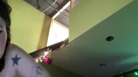 Snapshot of arielwyld chatting on March 2026 04:51:02 AM ariel colin when hes here online show from March 2026 04:51:02 AM