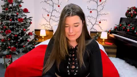 Ari online show from December 2024 07:56:01 PM