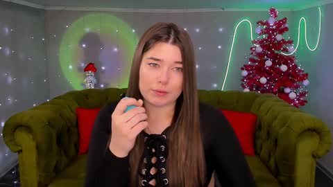 Ari online show from December 2024 03:11:01 PM