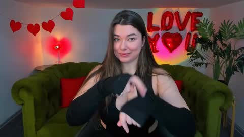 Ari online show from February 2025 06:48:02 PM