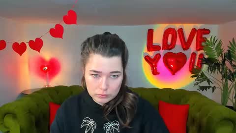 Ari online show from February 2025 09:10:02 AM