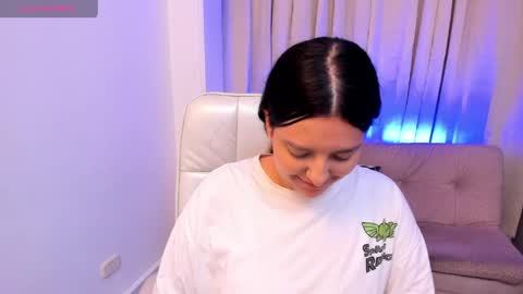 Snapshot of arihanna_london chatting on May 2026 03:24:02 AM arihanna_london online show from May 2026 03:24:02 AM