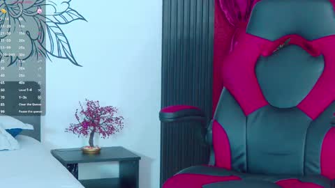 Ari online show from March 2025 08:59:01 PM