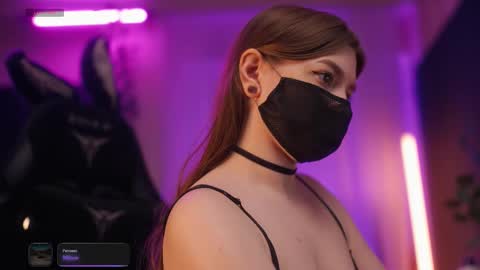 Arina online show from October 2025 04:13:02 PM