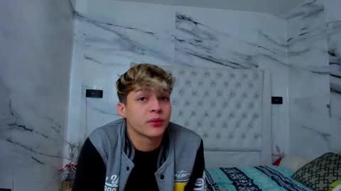 celina online show from November 2025 01:28:02 PM