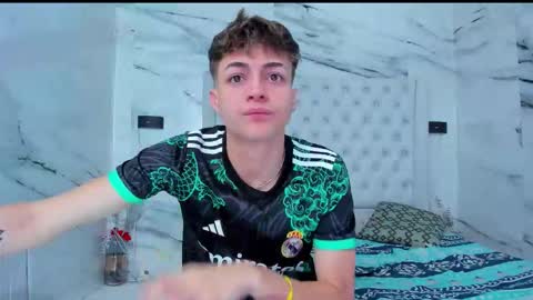 celina online show from November 2025 01:10:02 PM