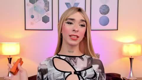 Snapshot of arivega chatting on January 2025 01:15:01 AM Nice to meet you thumb up me please its important I LOOK MY BIO DOWN online show from January 2025 01:15:01 AM